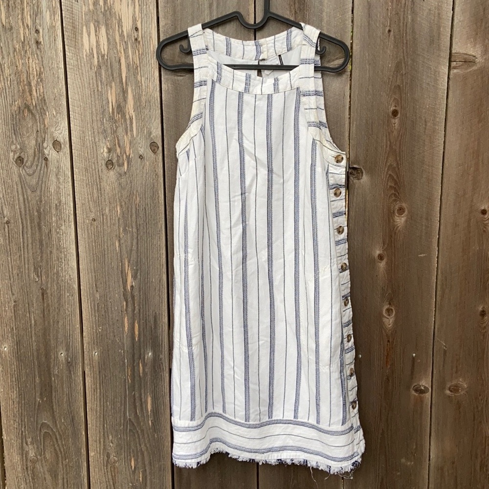 Anthro Akemi + Kin Claudia Striped Shift Dress